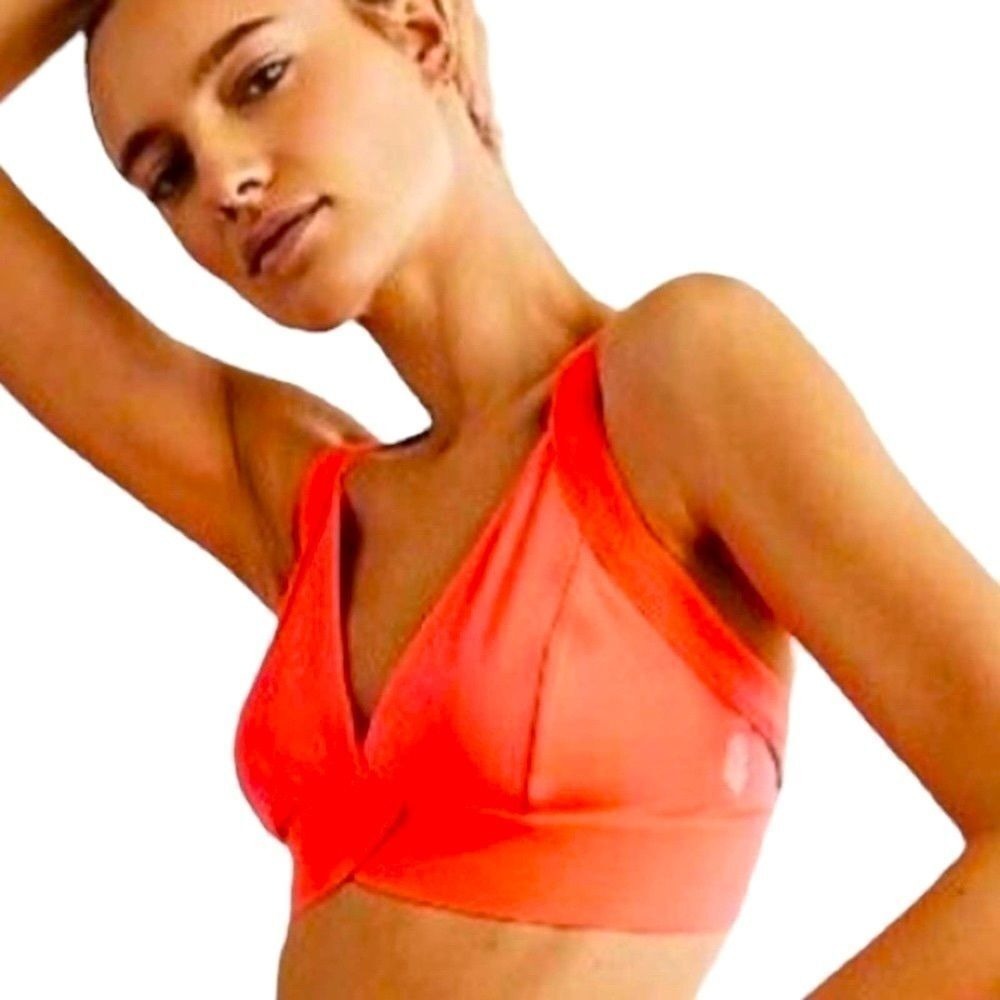 NWT‎ Free People end game sports bra size S (3571)